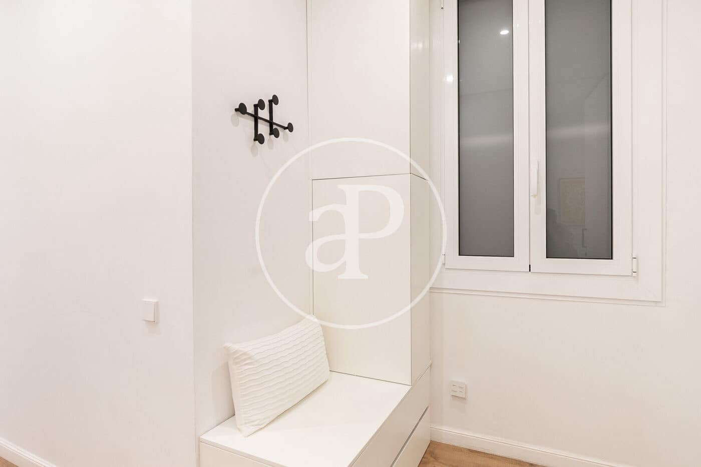 2 bedroom Apartment for sale in Barcelona city - € 725,000 (Ref: 9264479)