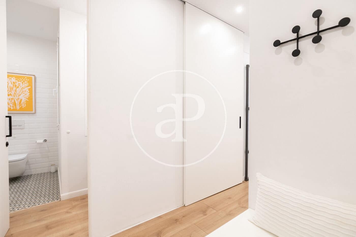 2 bedroom Apartment for sale in Barcelona city - € 725,000 (Ref: 9264479)