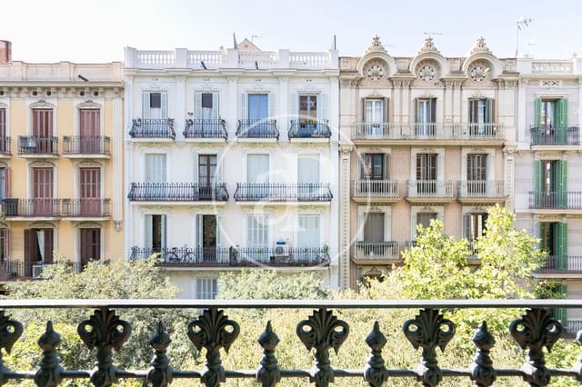 2 bedroom Apartment for sale in Sant Gervasi - Galvany, Barcelona city - € 725,000 (Ref: 9264479)