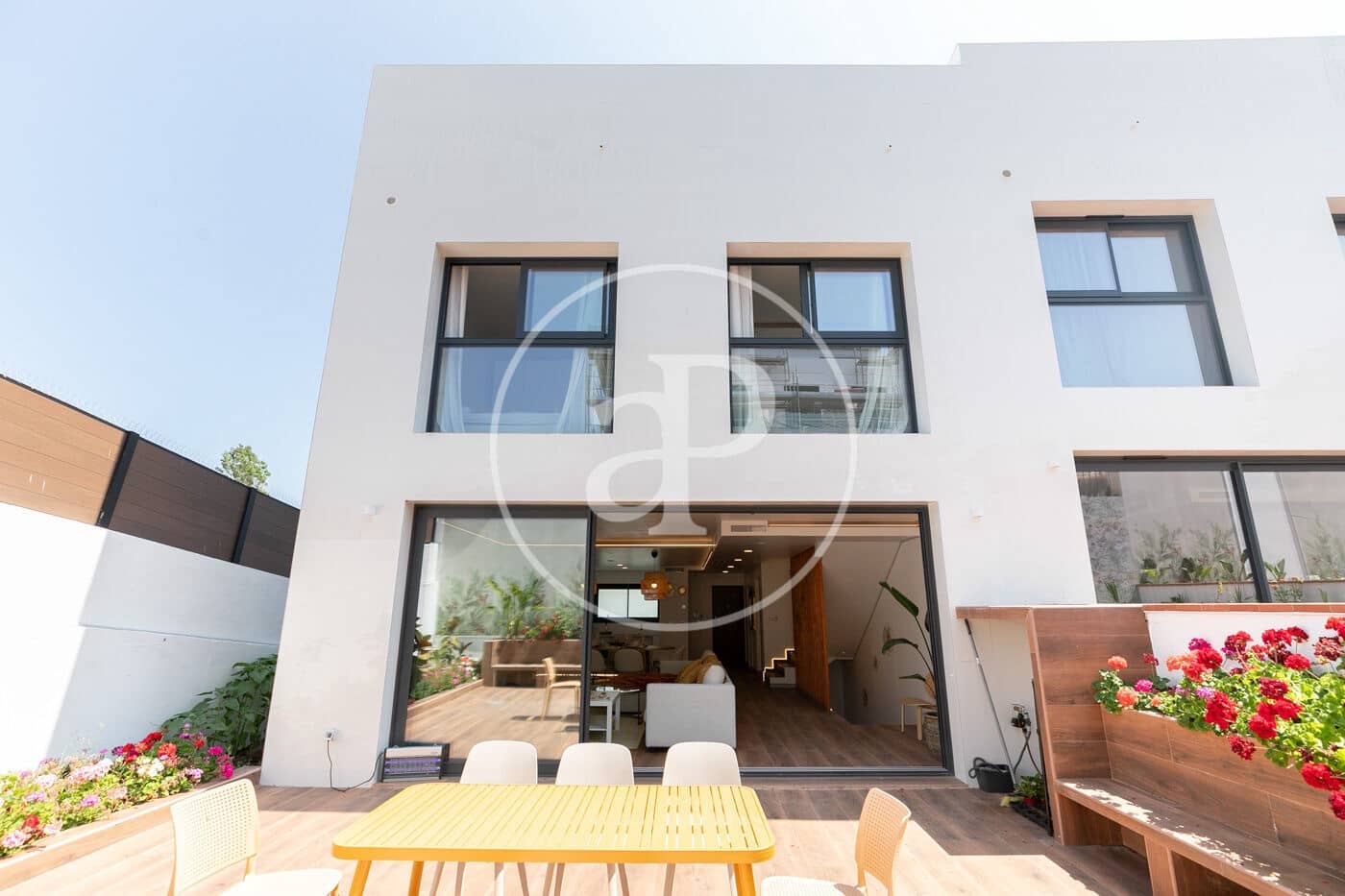 Lejlighed til salg i Montgat med swimmingpool - € 905.000 (Ref: 9264480)