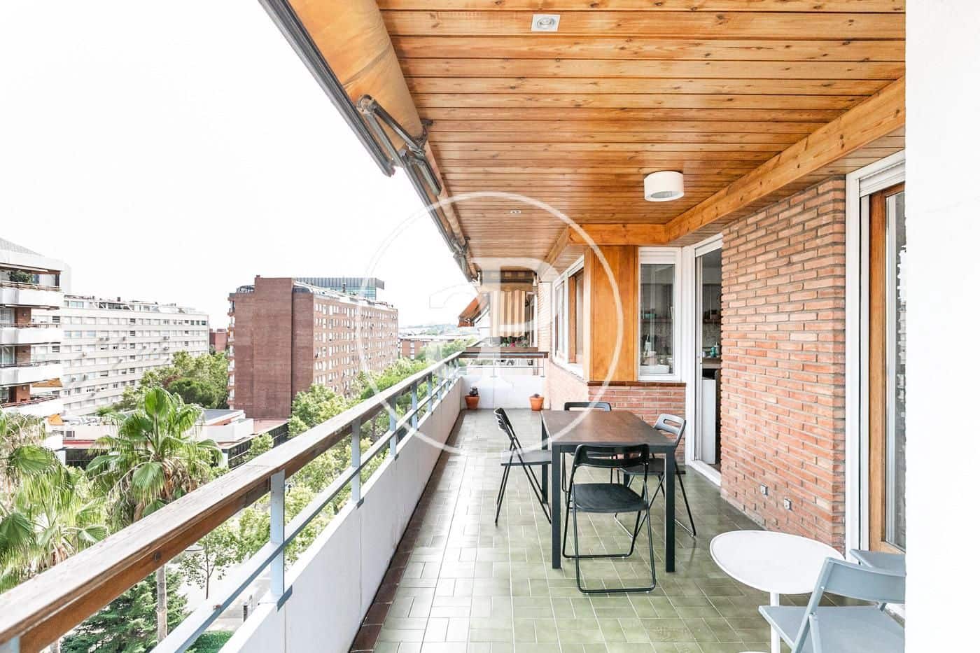 3 sovrum Lägenhet att hyra i Barcelona stad med pool - 4 500 € (Ref: 9264483)