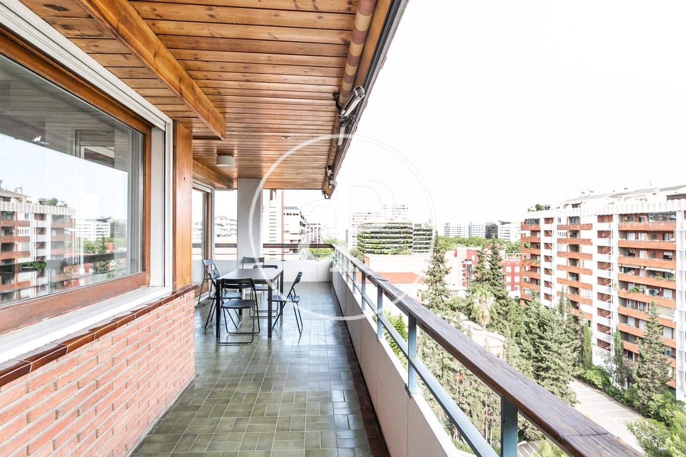 3 sovrum Lägenhet att hyra i Barcelona stad med pool - 4 500 € (Ref: 9264483)