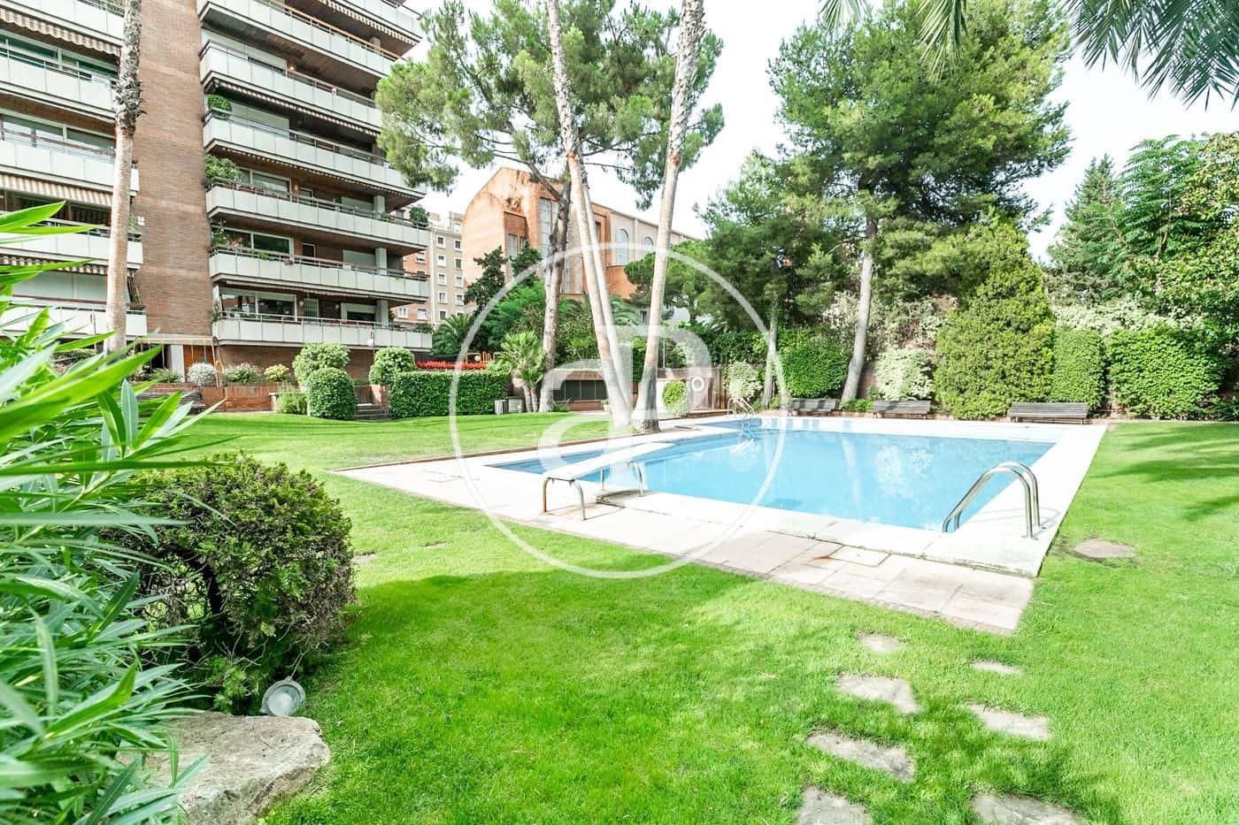 3 sovrum Lägenhet att hyra i Barcelona stad med pool - 4 500 € (Ref: 9264483)