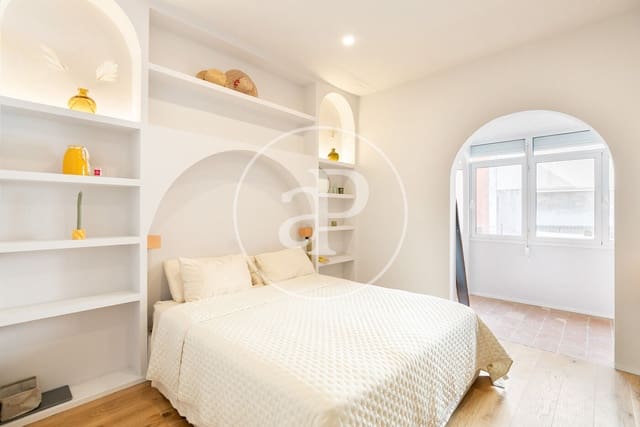 2 soveværelse Lejlighed til leje i La Vila de Gràcia, Barcelona by - € 2.000 (Ref: 9271461)