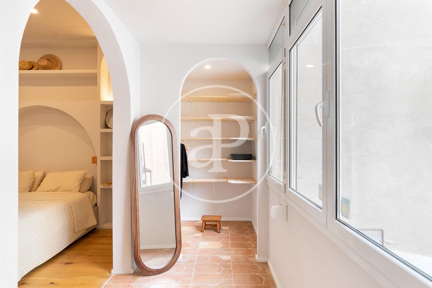 2 soverom Leilighet til leie i Barcelona by - € 2 200 (Ref: 9271461)