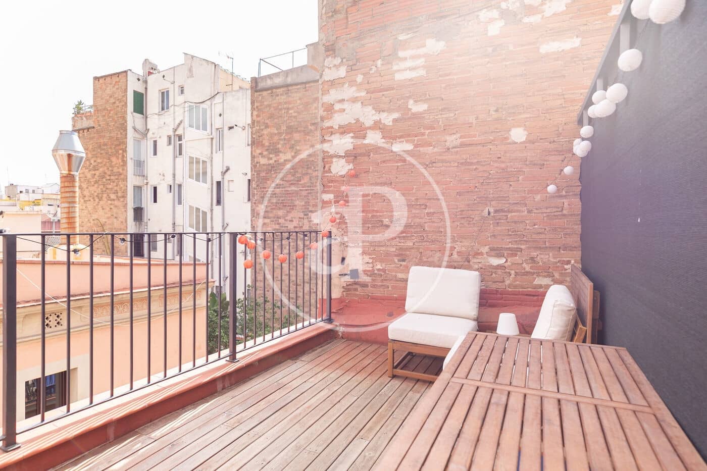 2 soverom Leilighet til leie i Barcelona by - € 2 200 (Ref: 9271461)