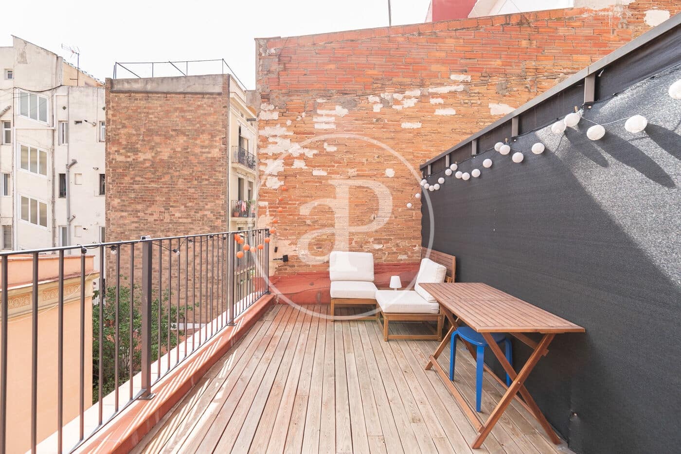 2 soverom Leilighet til leie i Barcelona by - € 2 200 (Ref: 9271461)