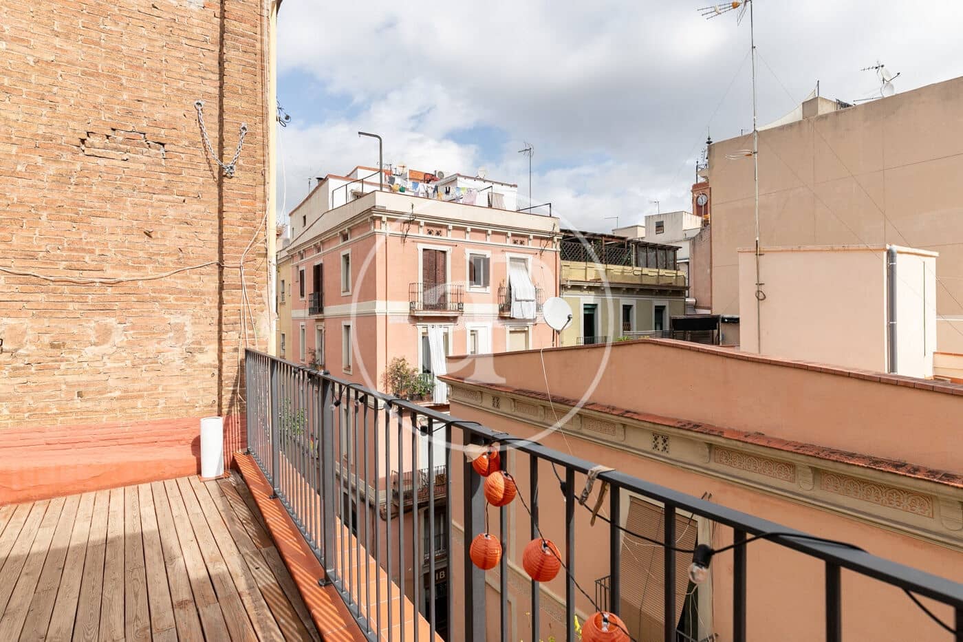 2 soverom Leilighet til leie i Barcelona by - € 2 200 (Ref: 9271461)