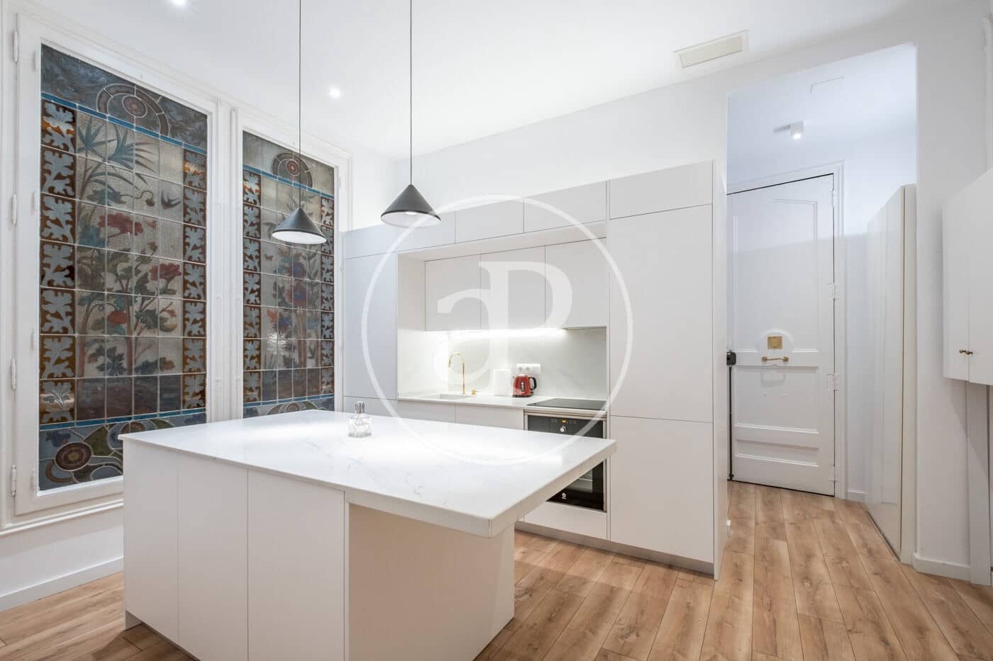 Appartement de 2 chambres à louer à Barcelone ville - 3 146 € (Ref: 9272581)