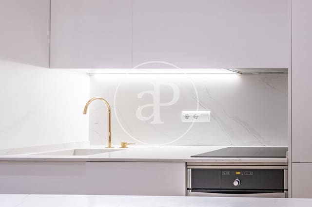 2 soverom Leilighet til leie i La Dreta de L'Eixample, Barcelona by - € 3 146 (Ref: 9272581)