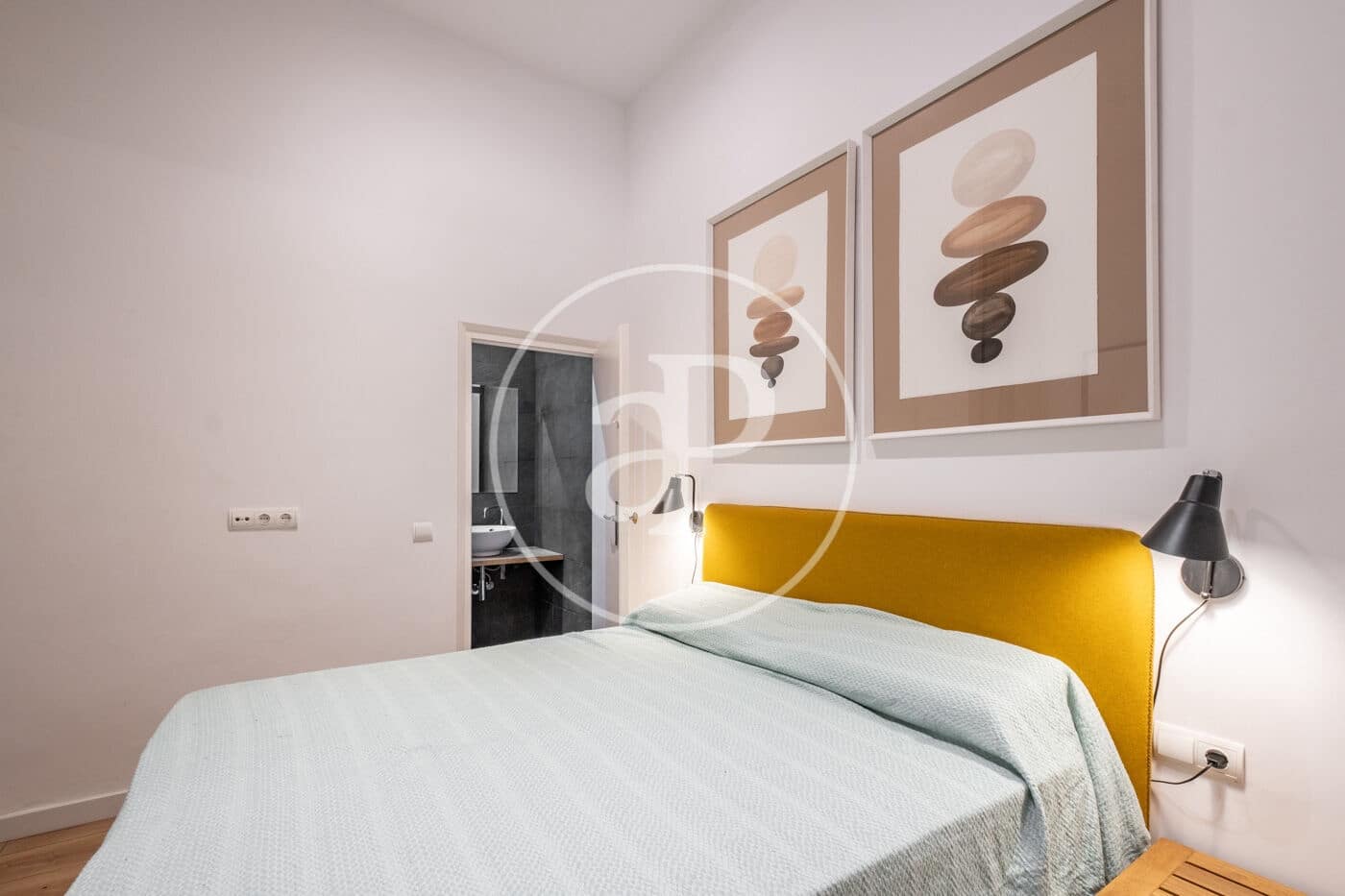 Appartement de 2 chambres à louer à Barcelone ville - 3 146 € (Ref: 9272581)