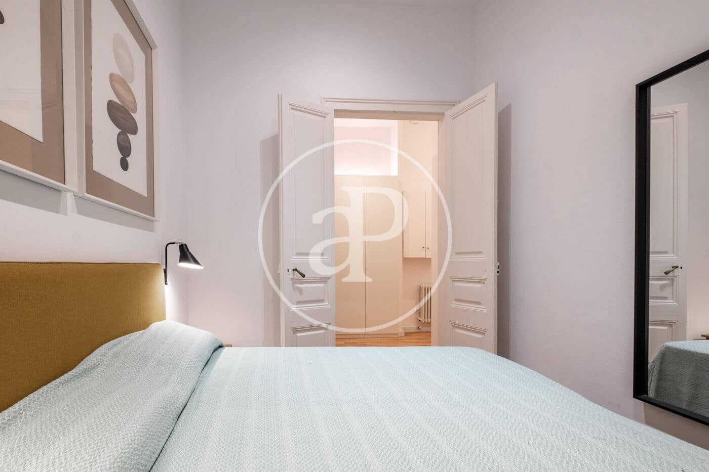 Appartement de 2 chambres à louer à Barcelone ville - 3 146 € (Ref: 9272581)