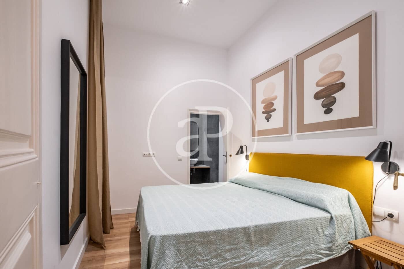 Appartement de 2 chambres à louer à Barcelone ville - 3 146 € (Ref: 9272581)