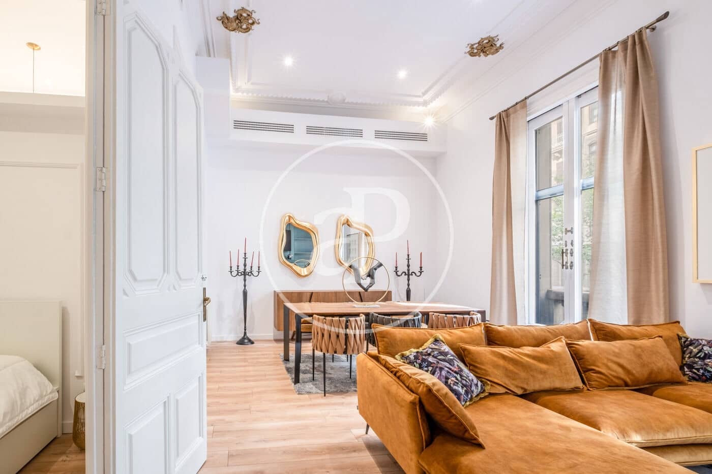 Appartement de 2 chambres à louer à Barcelone ville - 3 146 € (Ref: 9272581)