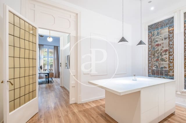 2 soverom Leilighet til leie i La Dreta de L'Eixample, Barcelona by - € 3 146 (Ref: 9272581)