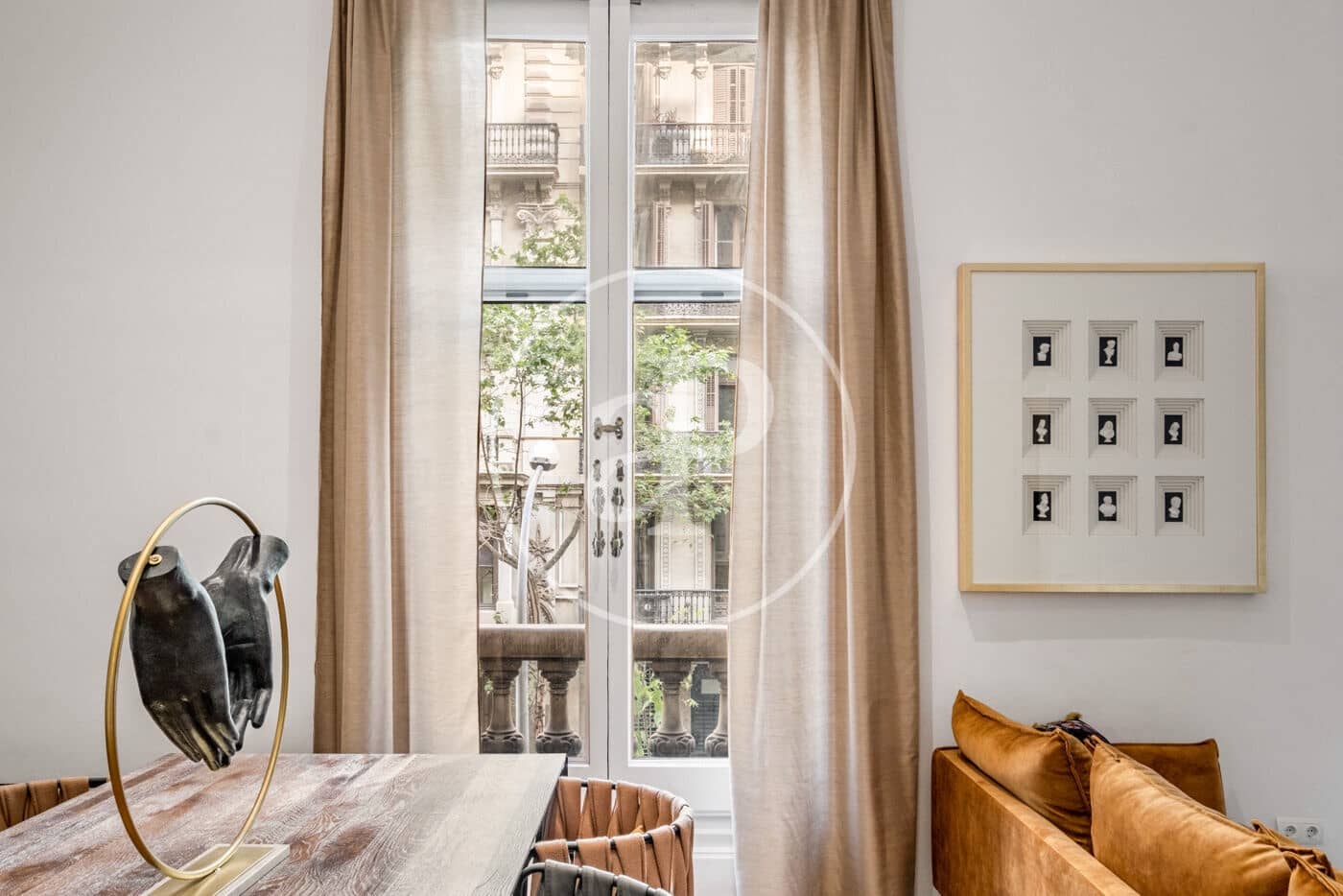 Appartement de 2 chambres à louer à Barcelone ville - 3 146 € (Ref: 9272581)