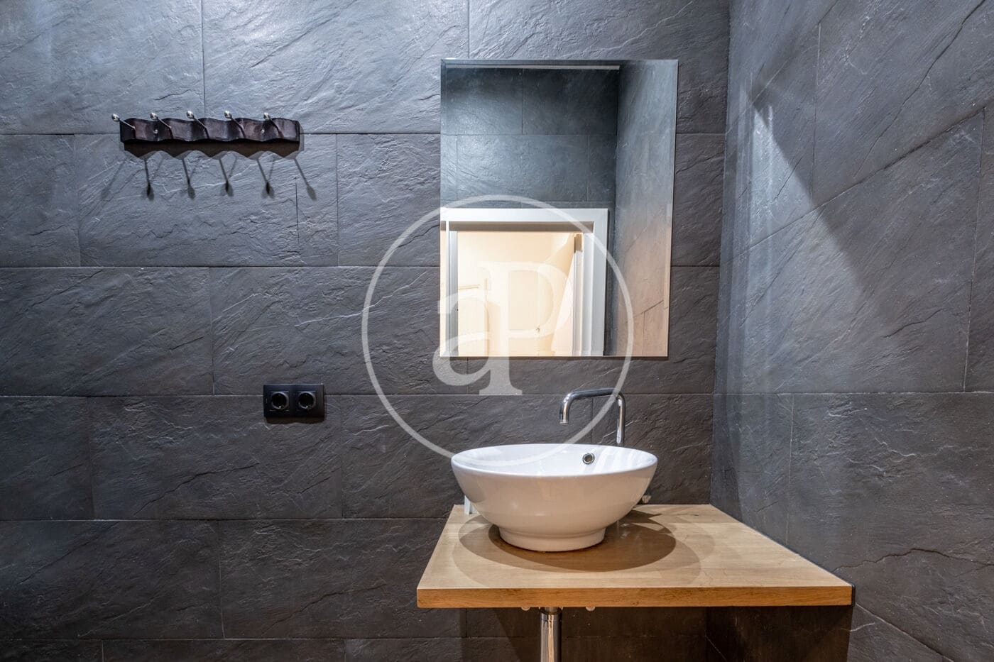 Appartement de 2 chambres à louer à Barcelone ville - 3 146 € (Ref: 9272581)