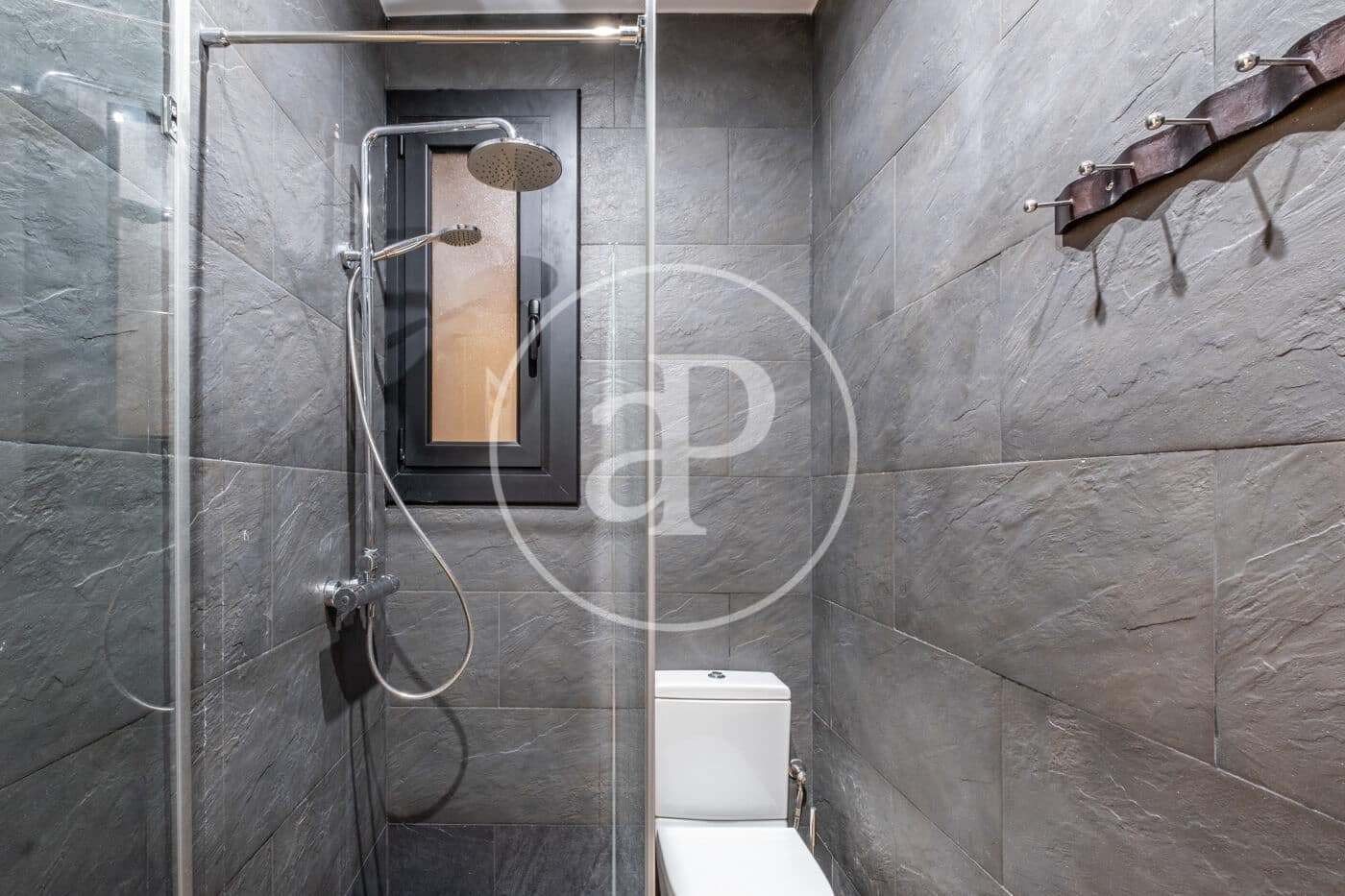 Appartement de 2 chambres à louer à Barcelone ville - 3 146 € (Ref: 9272581)