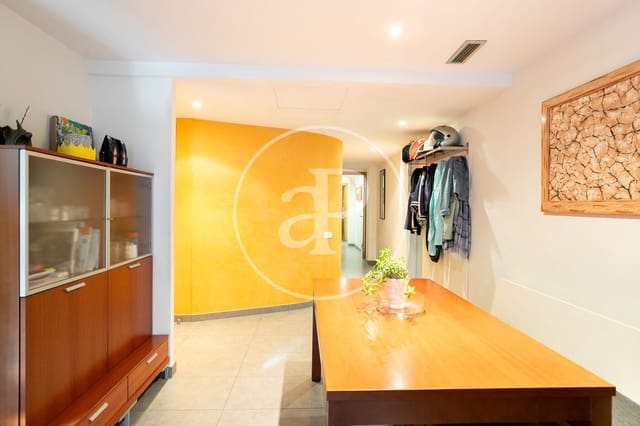 3 bedroom Apartment for sale in La Sagrada Família, Barcelona city - € 520,000 (Ref: 9276307)