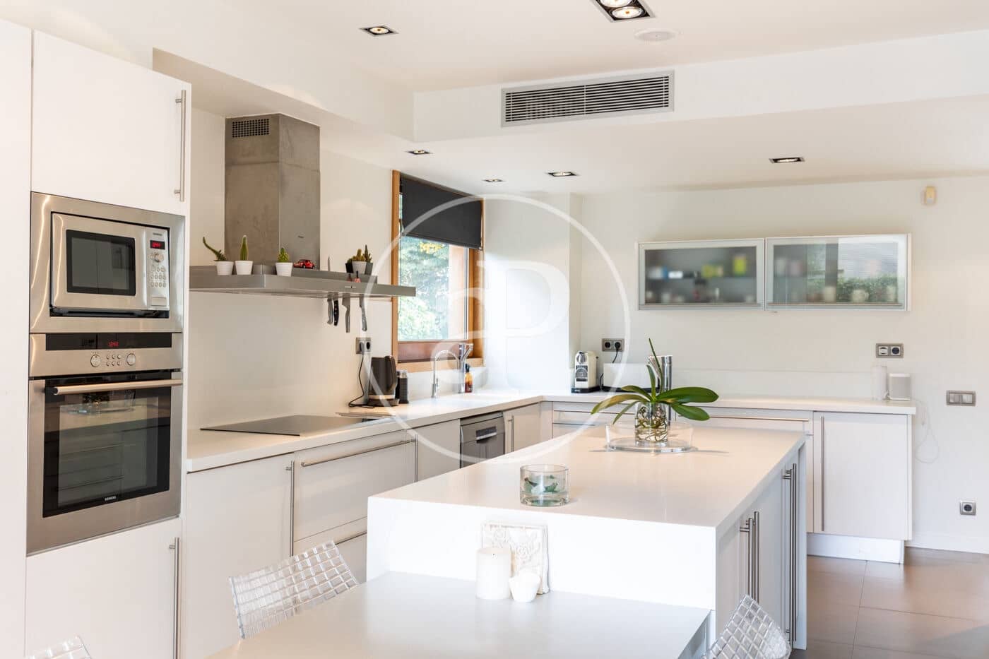 5 soveværelse Villa til salg i Sant Cugat del Valles med swimmingpool - € 1.690.000 (Ref: 9291537)