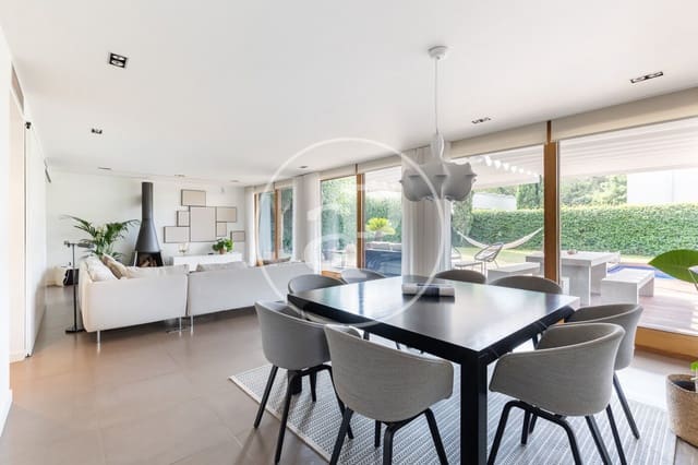 5 bedroom Villa for sale in Sant Cugat del Vallès with pool - € 1,690,000 (Ref: 9291537)