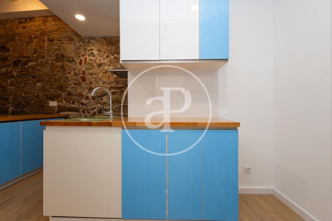 2 sovrum Lägenhet till salu i Barcelona stad - 390 000 € (Ref: 9296865)