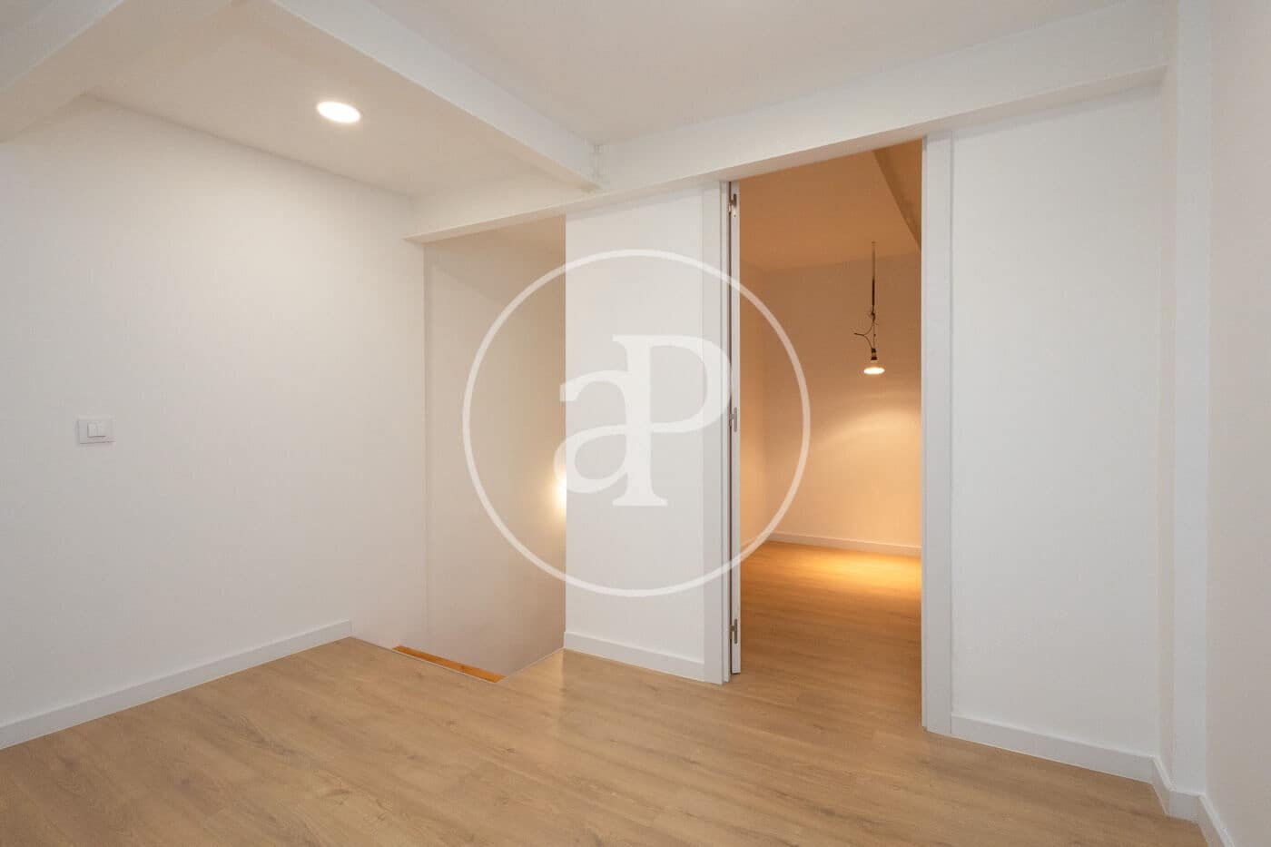 2 sovrum Lägenhet till salu i Barcelona stad - 390 000 € (Ref: 9296865)