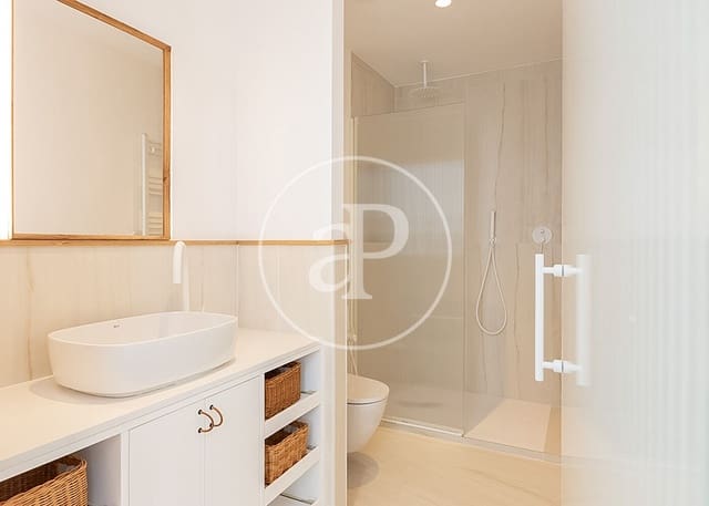 2 soverom Leilighet til salgs i La Dreta de L'Eixample, Barcelona by - € 770 000 (Ref: 9296866)
