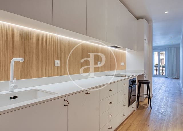 2 soverom Leilighet til salgs i La Dreta de L'Eixample, Barcelona by - € 770 000 (Ref: 9296866)