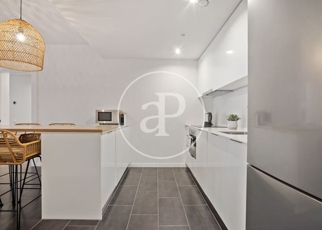 2 sovrum Lägenhet att hyra i El Poblenou, Barcelona stad - 2 550 € (Ref: 9301029)