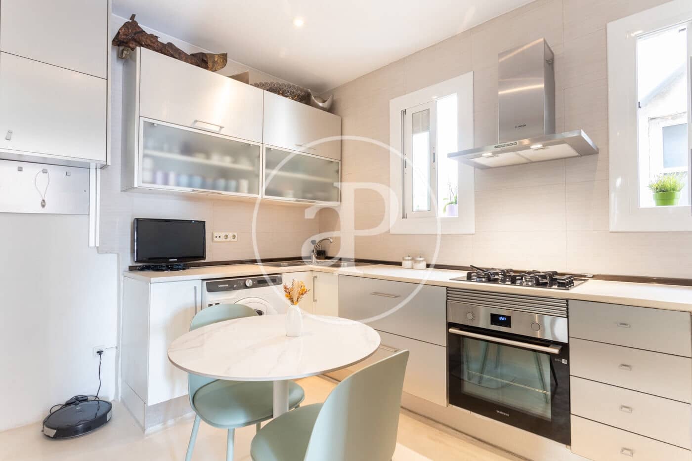 2 bedroom Apartment for rent in Barcelona city - € 1,850 (Ref: 9301030)