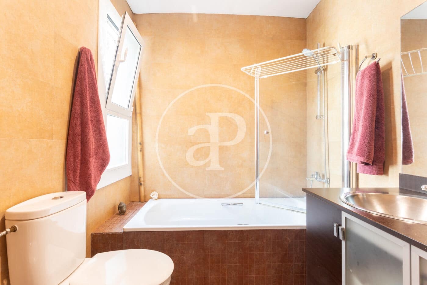 2 bedroom Apartment for rent in Barcelona city - € 1,850 (Ref: 9301030)