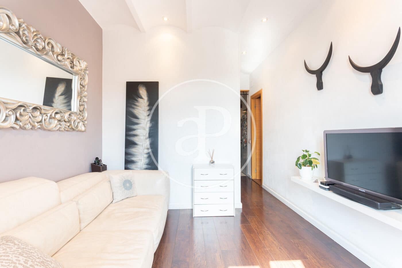 2 bedroom Apartment for rent in Barcelona city - € 1,850 (Ref: 9301030)