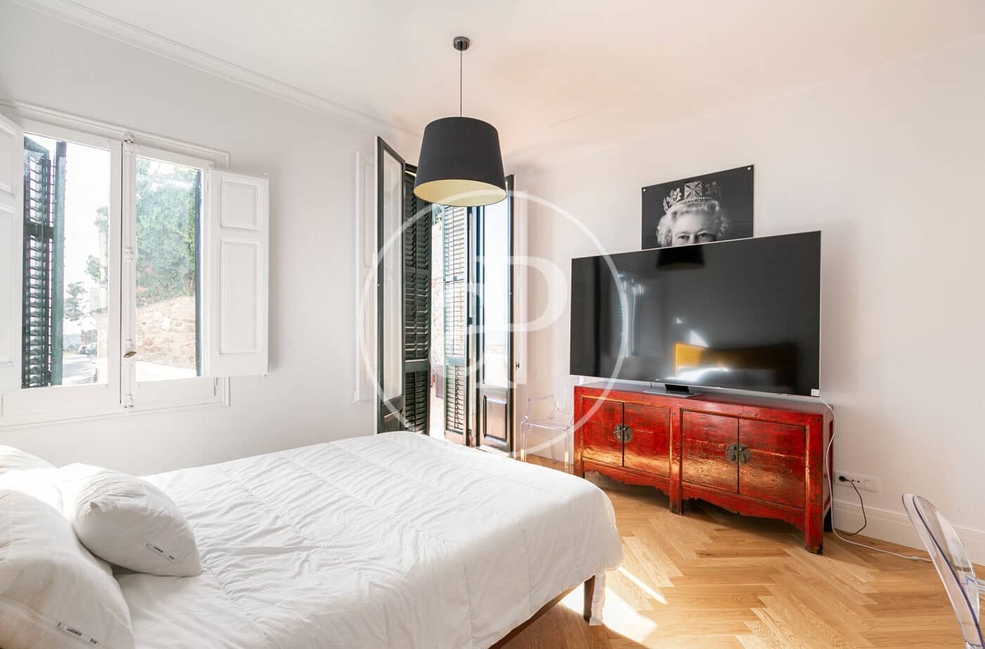 5 soveværelse Villa til leje i Barcelona by med swimmingpool - € 8.000 (Ref: 9301032)