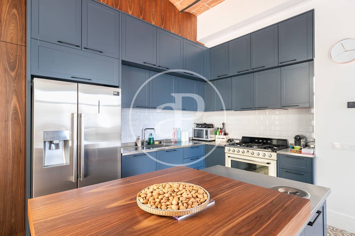 5 soveværelse Villa til leje i Barcelona by med swimmingpool - € 8.000 (Ref: 9301032)