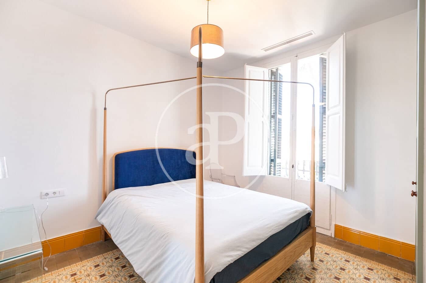 5 soveværelse Villa til leje i Barcelona by med swimmingpool - € 8.000 (Ref: 9301032)