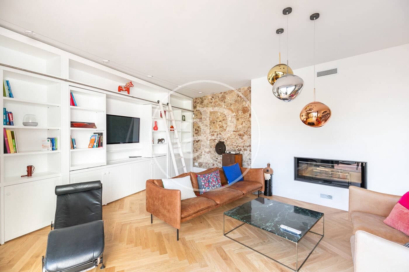 5 soveværelse Villa til leje i Barcelona by med swimmingpool - € 8.000 (Ref: 9301032)