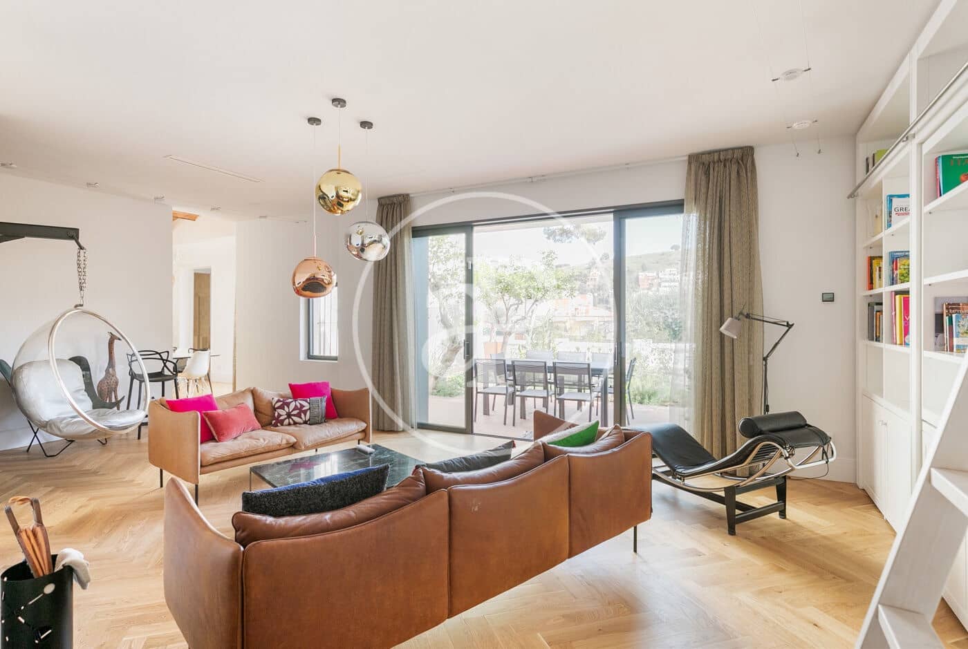 5 soveværelse Villa til leje i Barcelona by med swimmingpool - € 8.000 (Ref: 9301032)