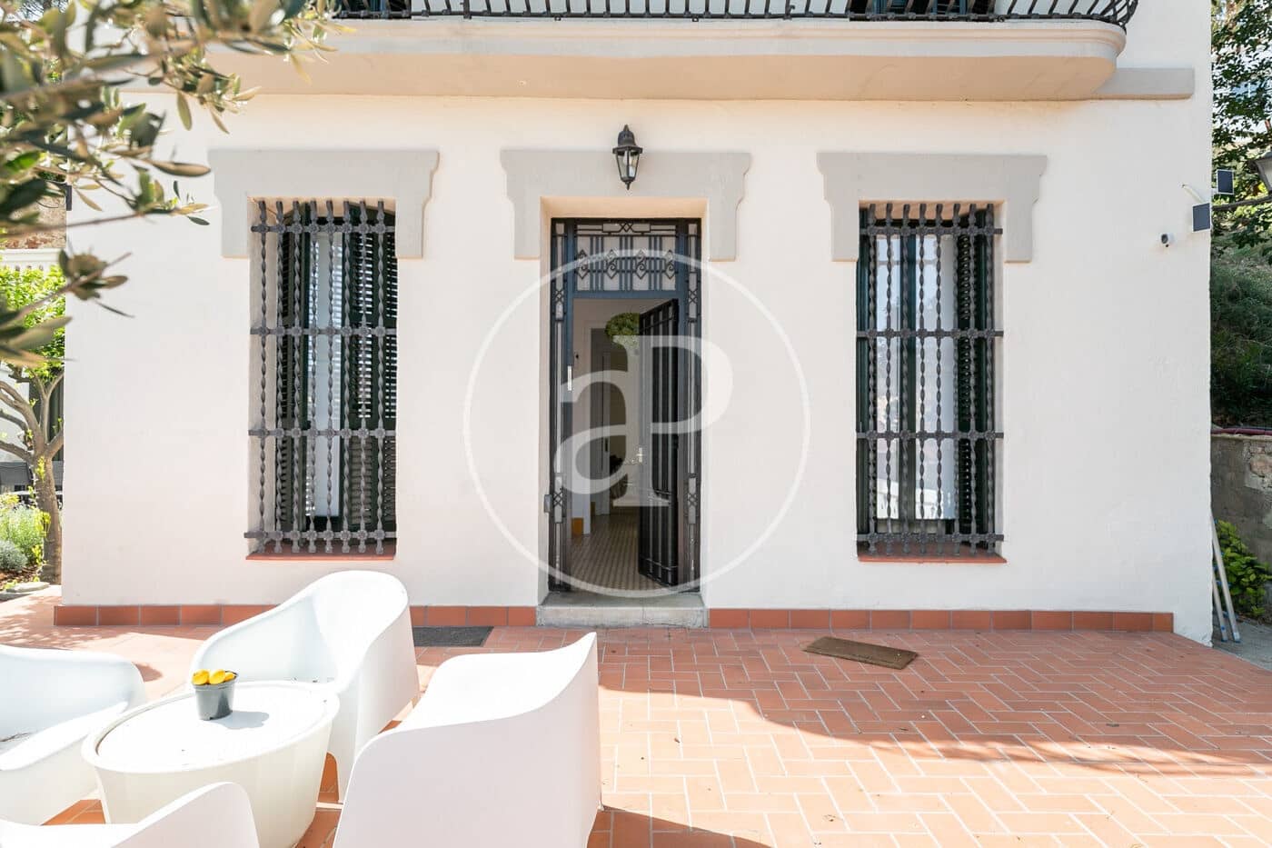 5 soveværelse Villa til leje i Barcelona by med swimmingpool - € 8.000 (Ref: 9301032)