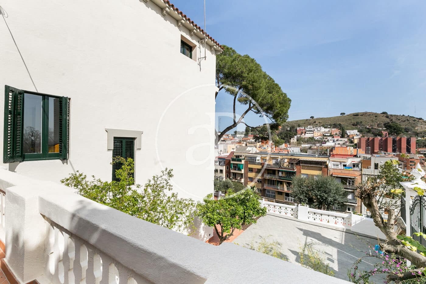 5 soveværelse Villa til leje i Barcelona by med swimmingpool - € 8.000 (Ref: 9301032)