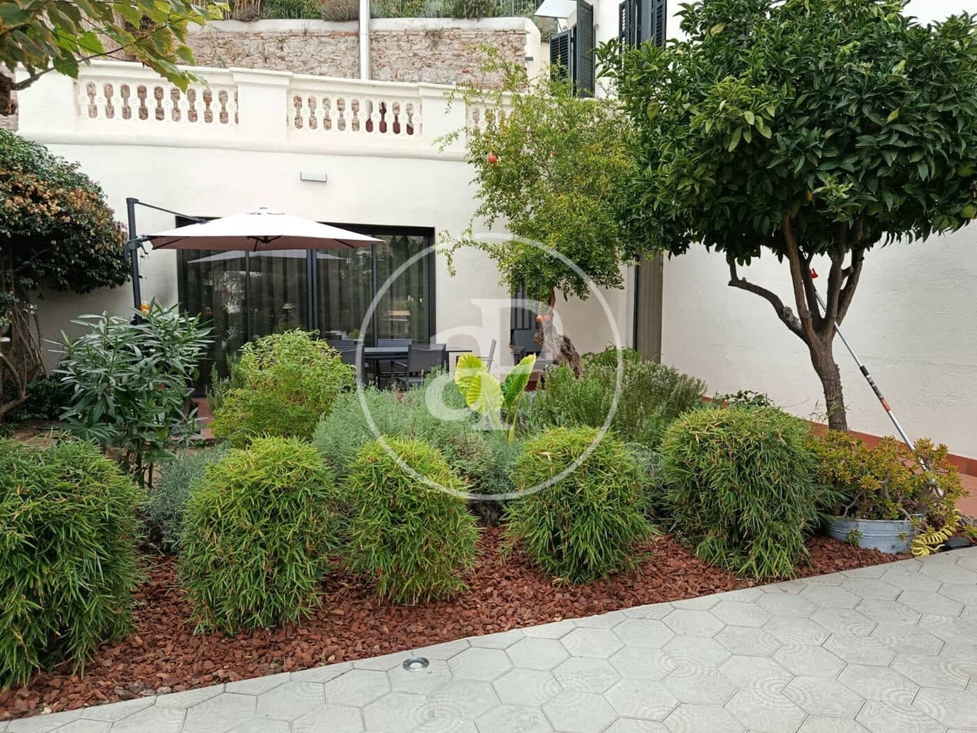 5 soveværelse Villa til leje i Barcelona by med swimmingpool - € 8.000 (Ref: 9301032)