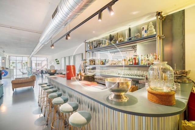 3 sovrum Lägenhet till salu i El Poblenou, Barcelona stad - 1 250 000 € (Ref: 9301037)