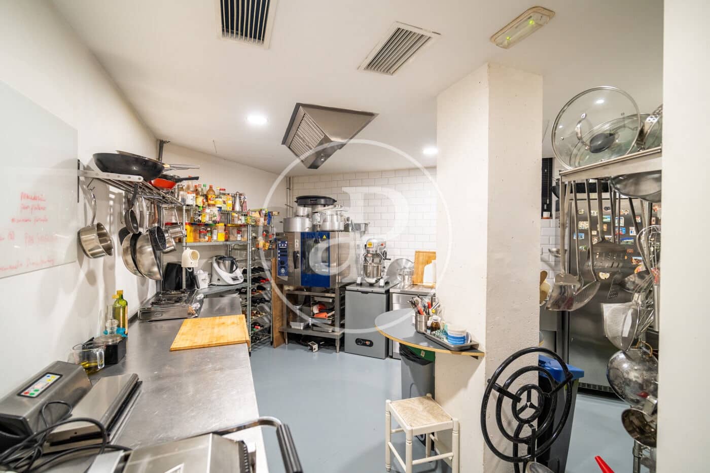 3 slaapkamer Appartement te koop in Barcelona stad - € 1.250.000 (Ref: 9301037)