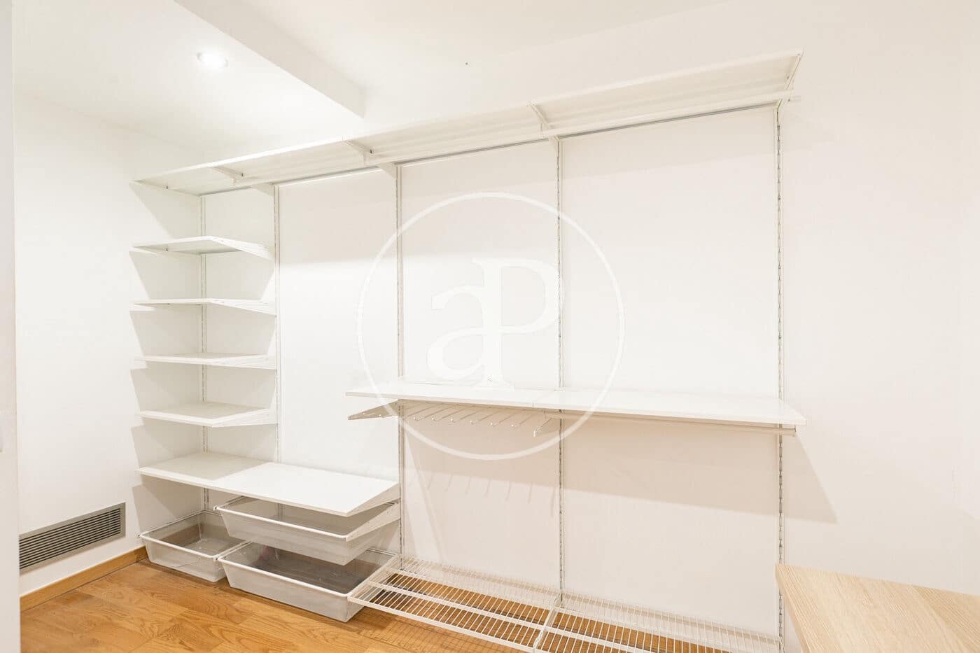 2 soveværelse Penthouse til salg i Barcelona by - € 665.000 (Ref: 9303510)