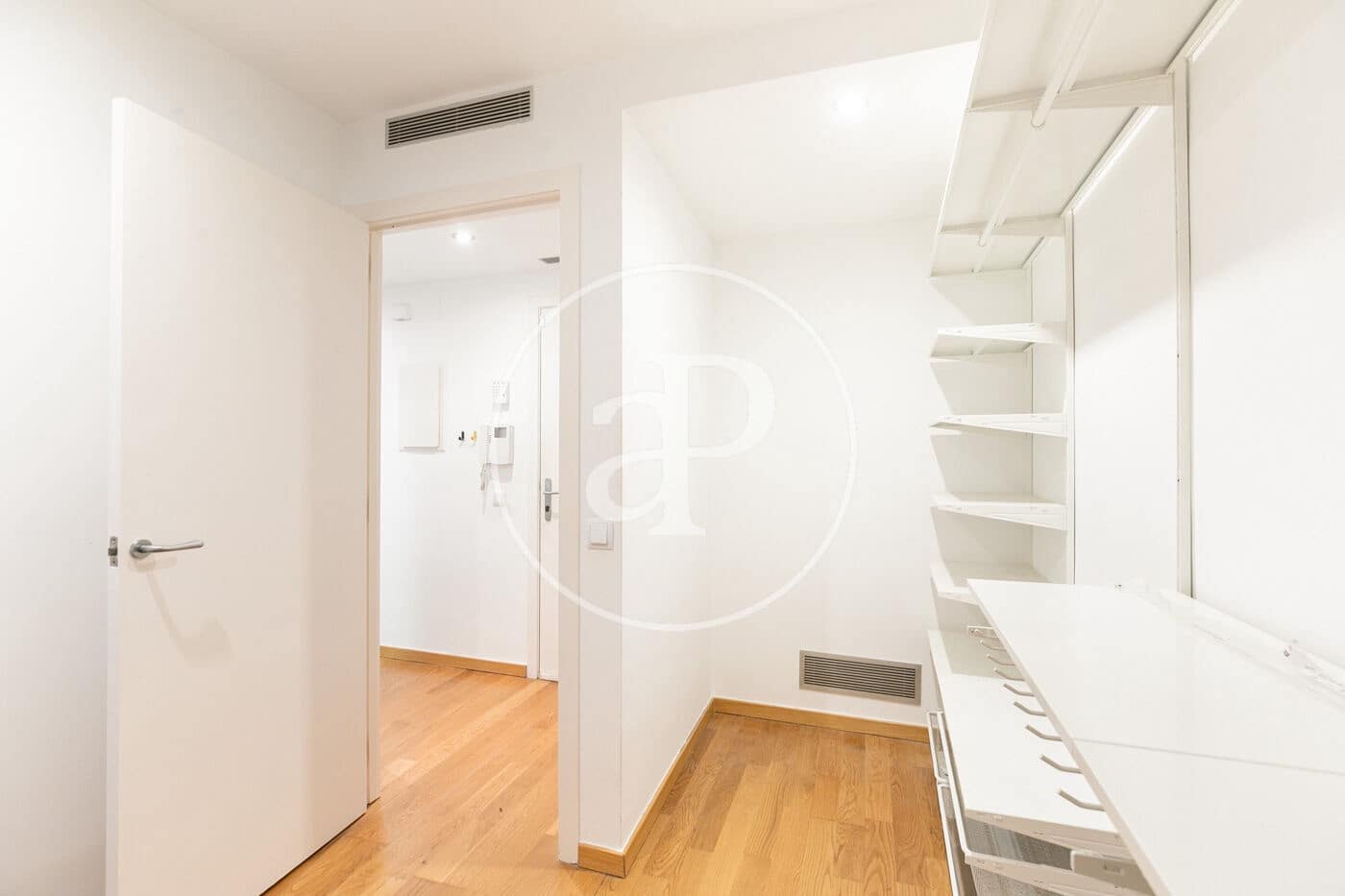 2 soveværelse Penthouse til salg i Barcelona by - € 665.000 (Ref: 9303510)