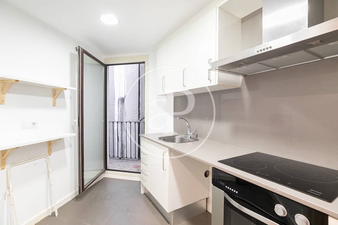 2 soveværelse Penthouse til salg i Barcelona by - € 665.000 (Ref: 9303510)