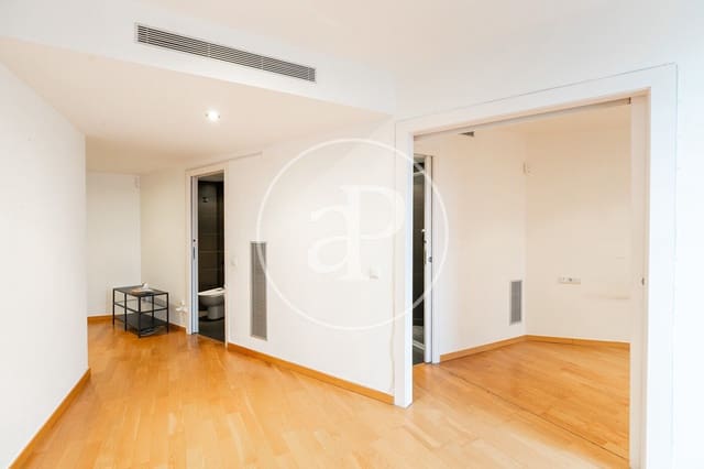 2 quarto Penthouse para venda em L'Antiga Esquerra de L'Eixample, Barcelona cidade - 665 000 € (Ref: 9303510)