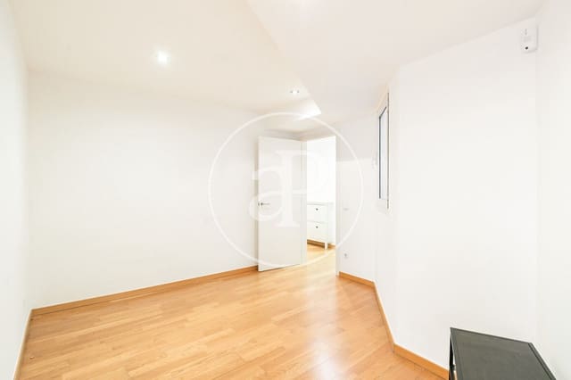 2 quarto Penthouse para venda em L'Antiga Esquerra de L'Eixample, Barcelona cidade - 665 000 € (Ref: 9303510)