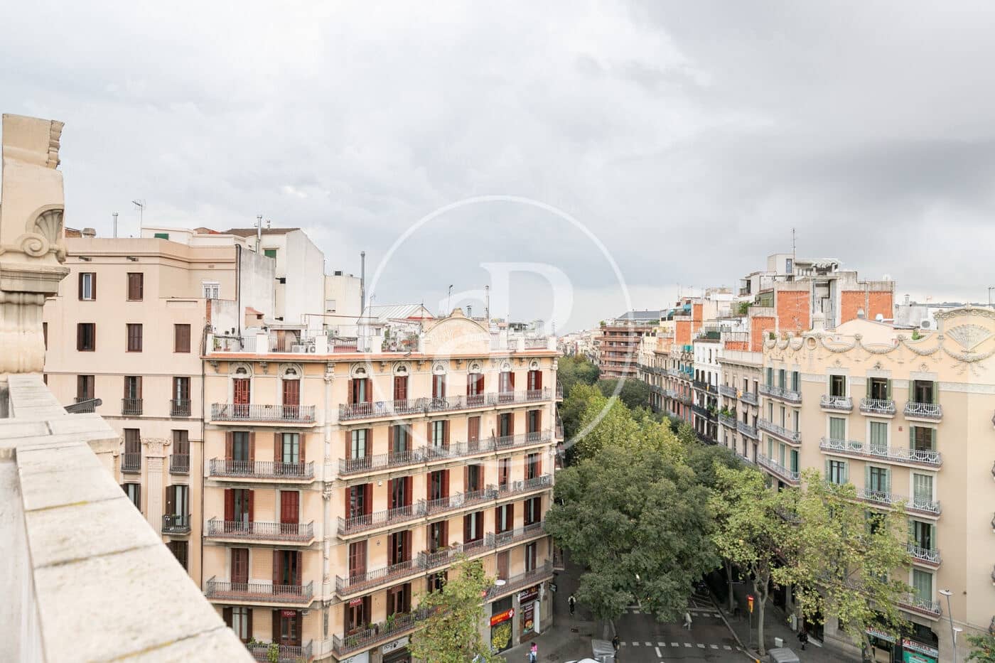 2 soveværelse Penthouse til salg i Barcelona by - € 665.000 (Ref: 9303510)