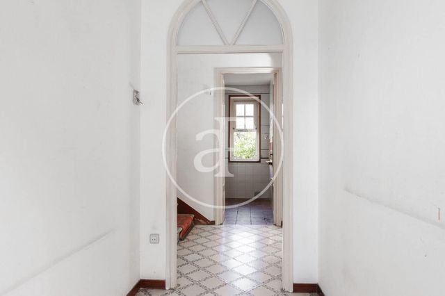 3 bedroom Villa for sale in Sant Just Desvern with garage - € 1,490,000 (Ref: 9303512)